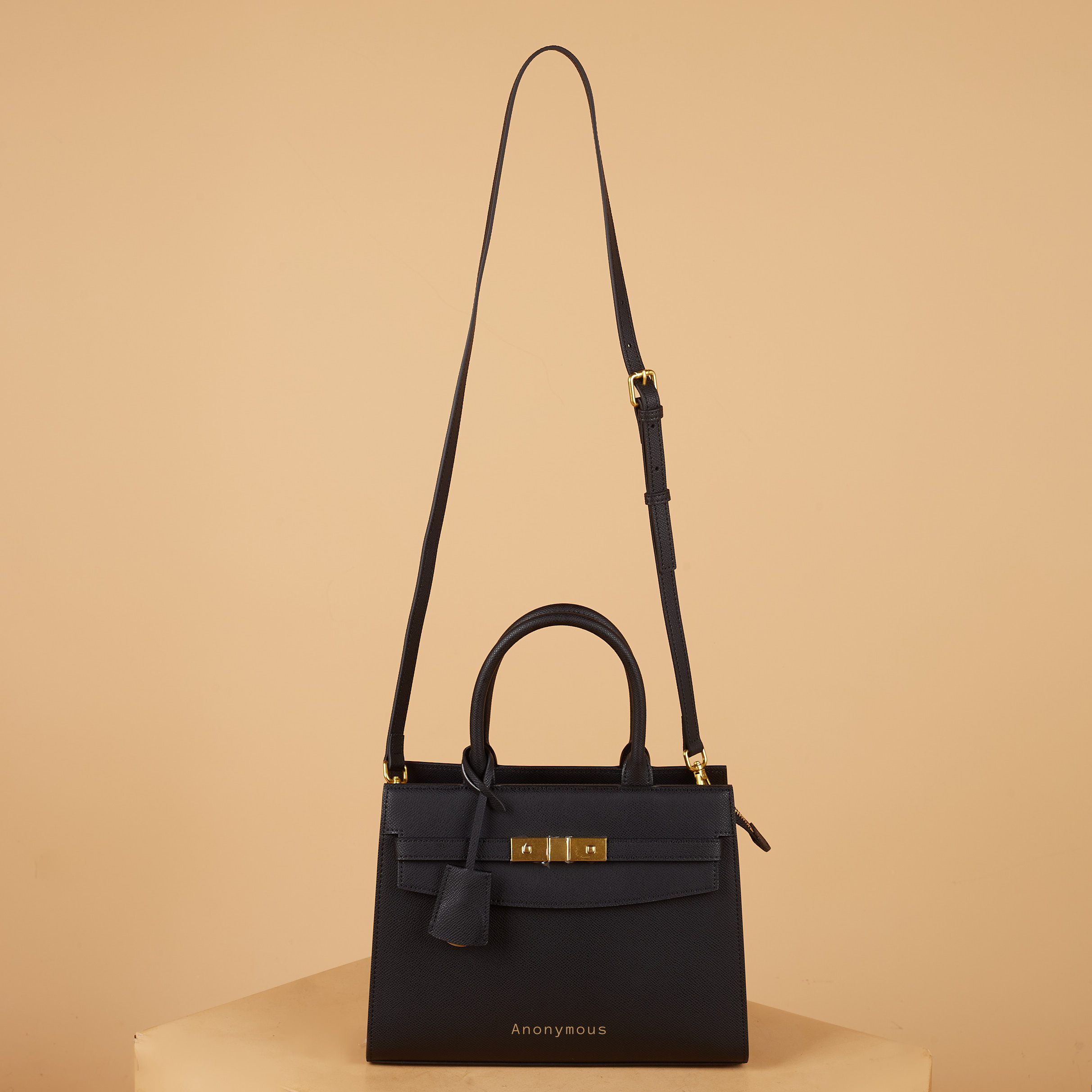 Anonymous Gwen Top handle Bag Leather