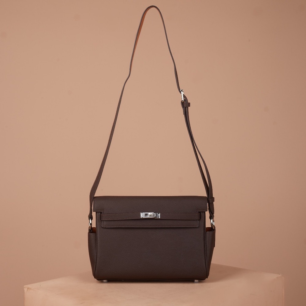 Anonymous Kayla Messenger Bag Togo No Brand (Tas Kulit)