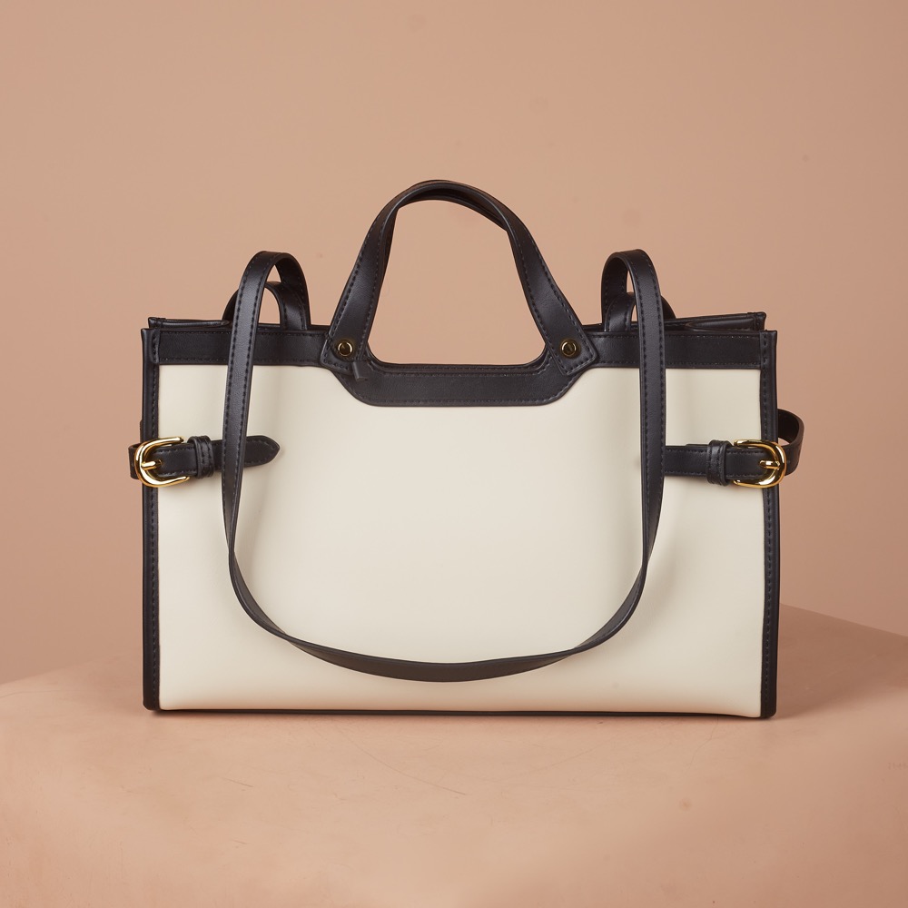 Anonymous Octavia Shoulder Bag Swift Leather No Brand (Tas kulit)