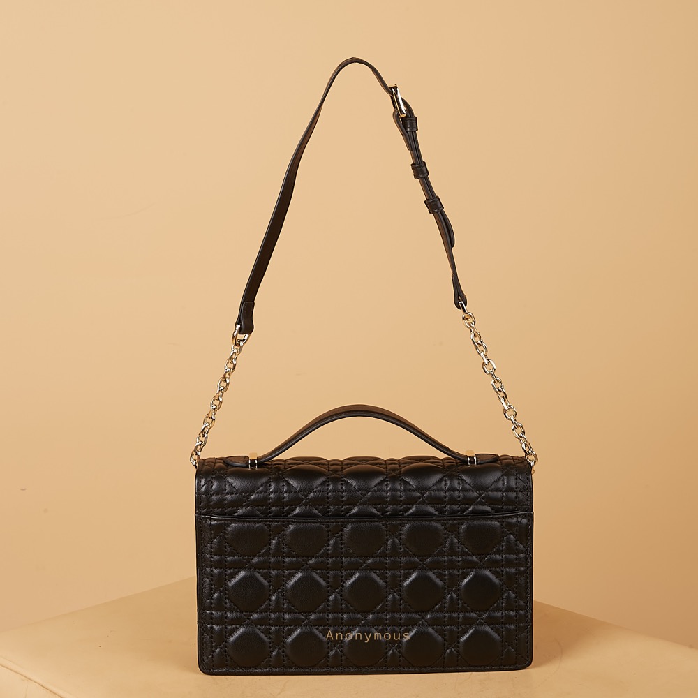 Anonymous My Lady Sling Bag Swift Leather No Brand