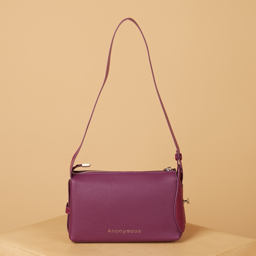 Anonymous Biyan Sling Bag Grained Leather No Brand (Tas Kulit)