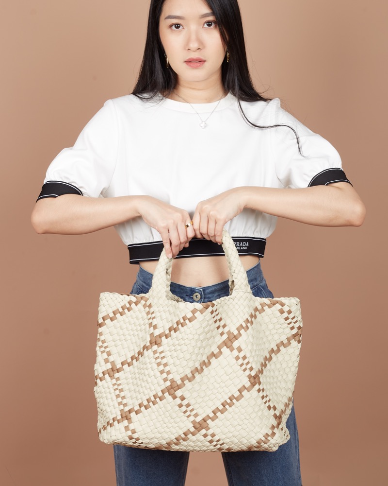 Anonymous Naomie Shopper Bag No Brand (Tas Kulit)