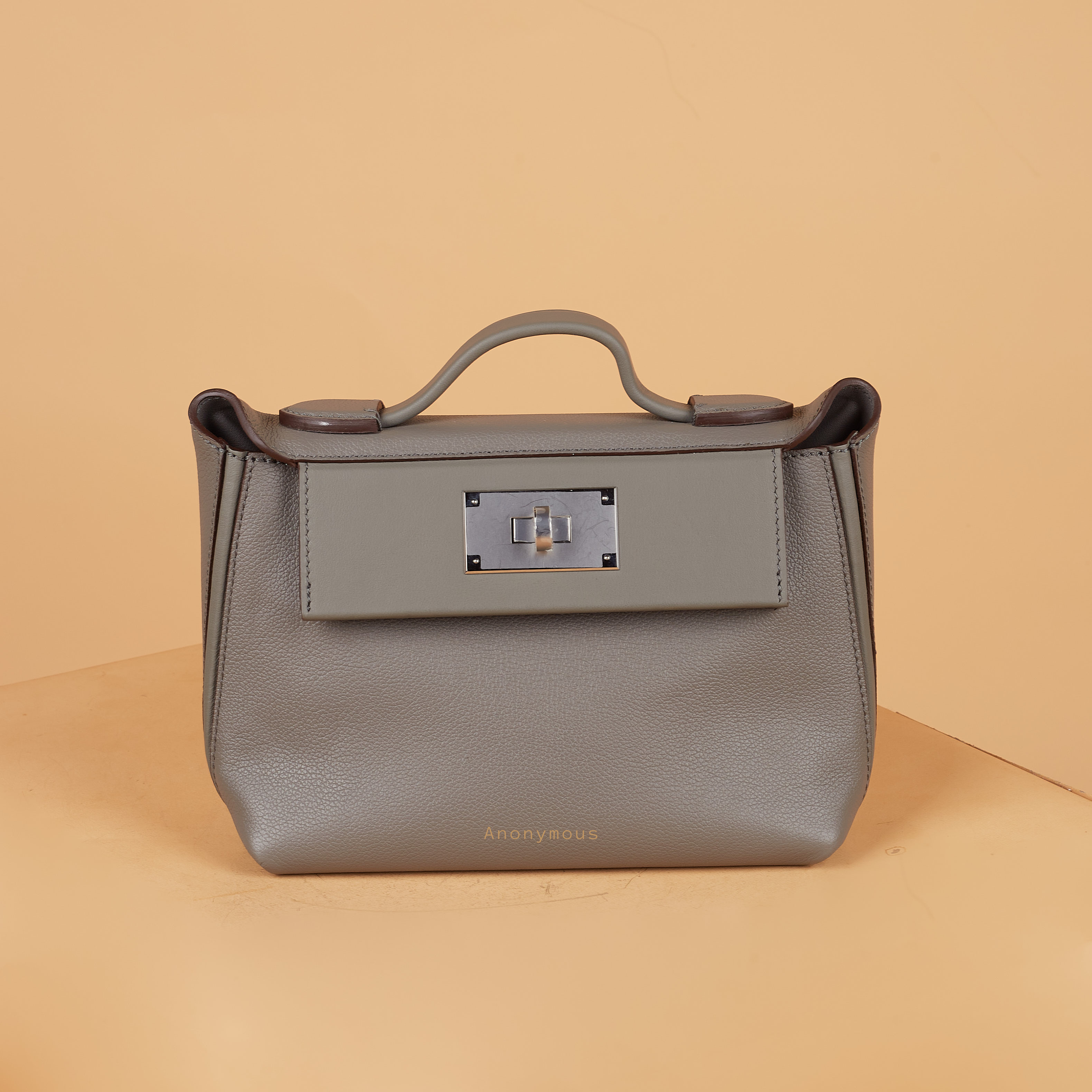 Anonymous Ezzy Bag 2420 Swift Leather No Brand