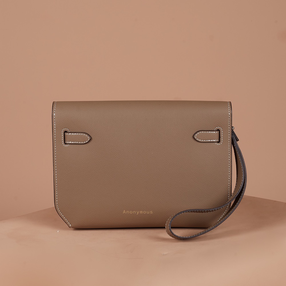 Anonymous Kelsey Sling Bag Taiga No Brand (Tas Kulit)