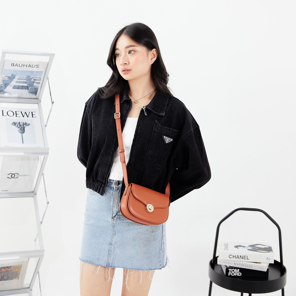 Anonymous Ghiera G18 Box Leather Bag No Brand (Tas Kulit)