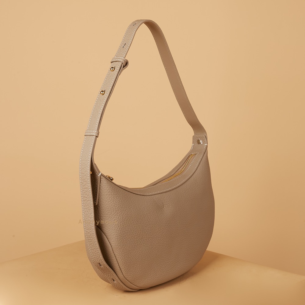 Anonymous Paola Sling Bag No Brand (Tas Kulit)