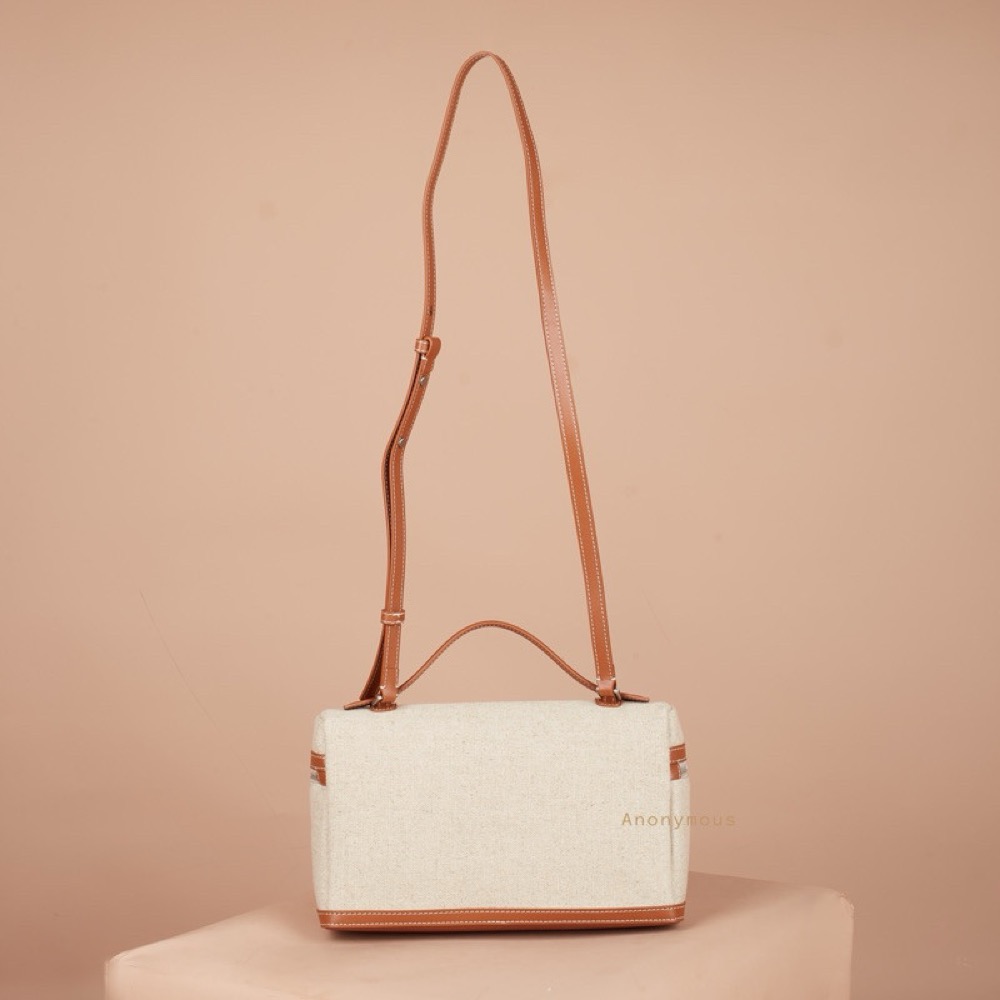 Anonymous Lola L27 Ecru Leather No Brand (Tas kulit)