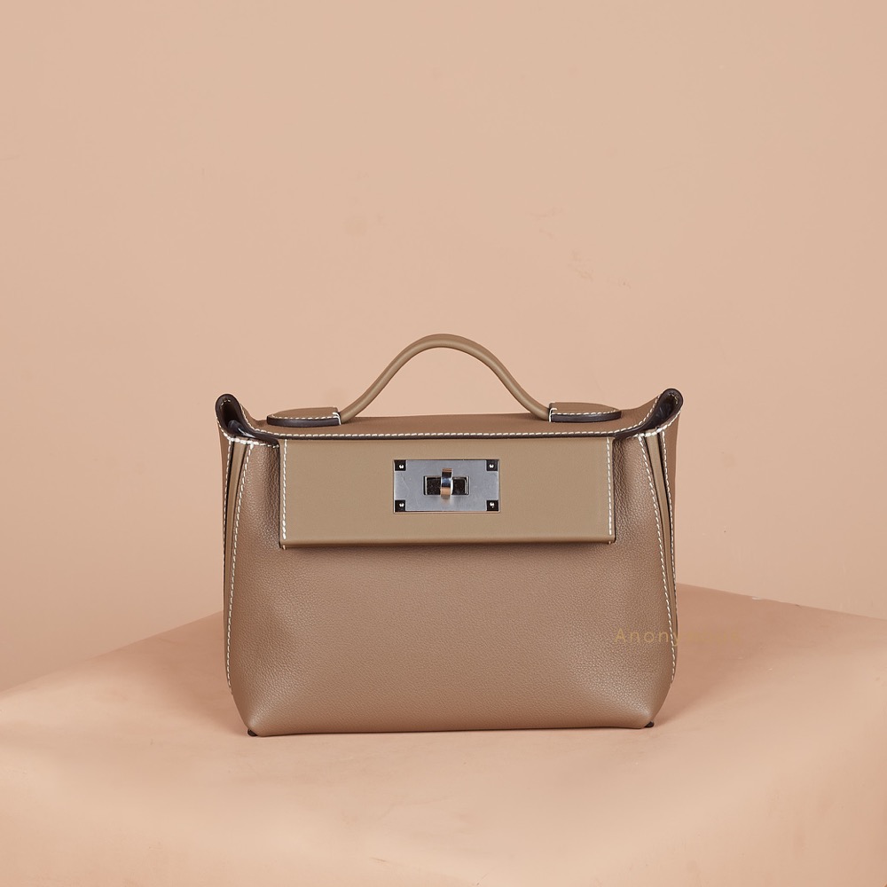 Anonymous Ezzy Bag 2420 Swift Leather No Brand