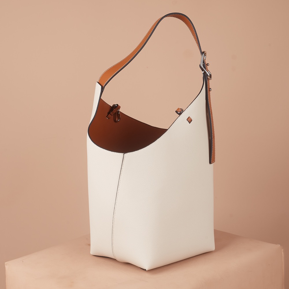 Anonymous Eldria Hobo Bag Grained Leather No Brand (Tas Kulit)