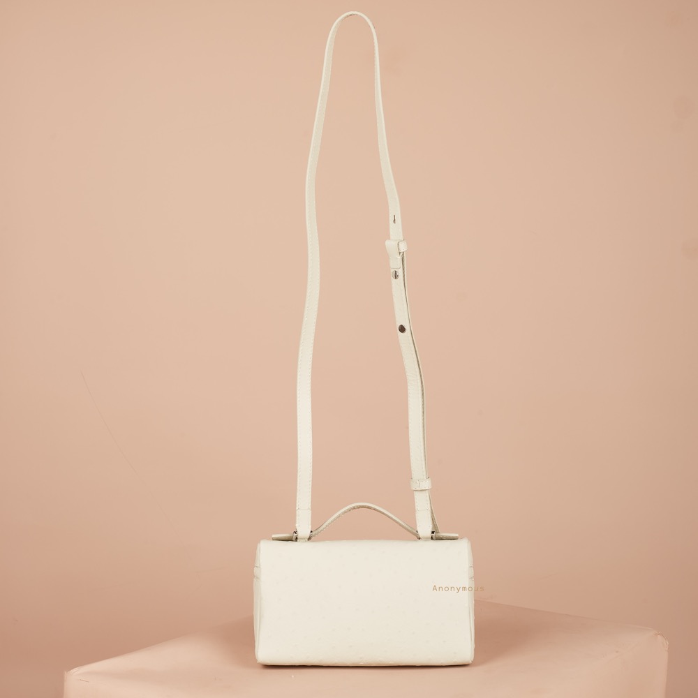 Anonymous Lola Bag L19 Ostrich No Brand (Tas Kulit)