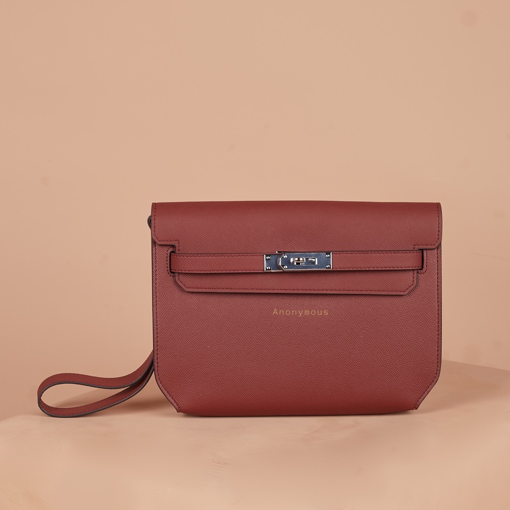Anonymous Kelsey Sling Bag Taiga No Brand (Tas Kulit)