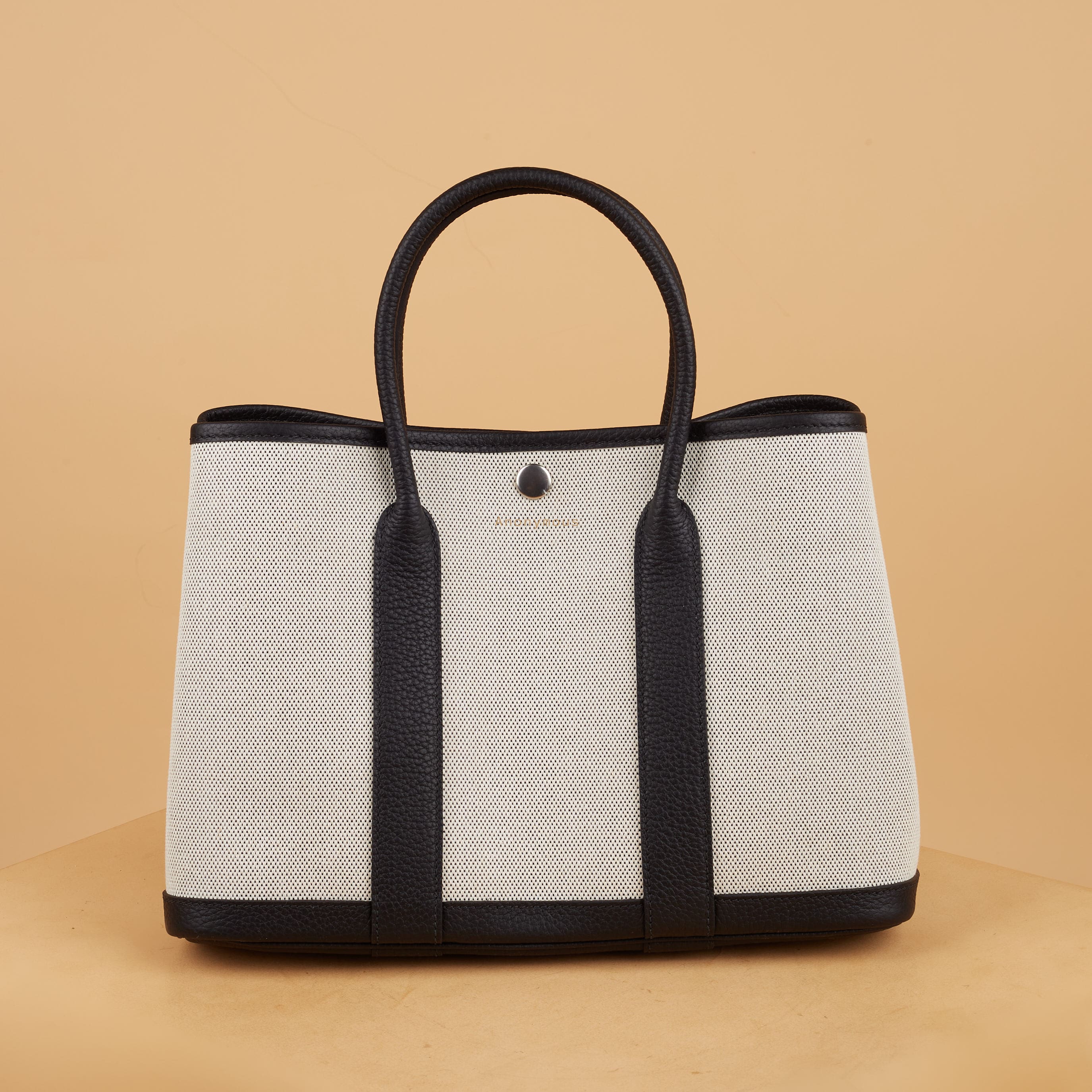 Anonymous Carnival Tote Bag 30 Ecru PHW No Brand (Tas Kulit)