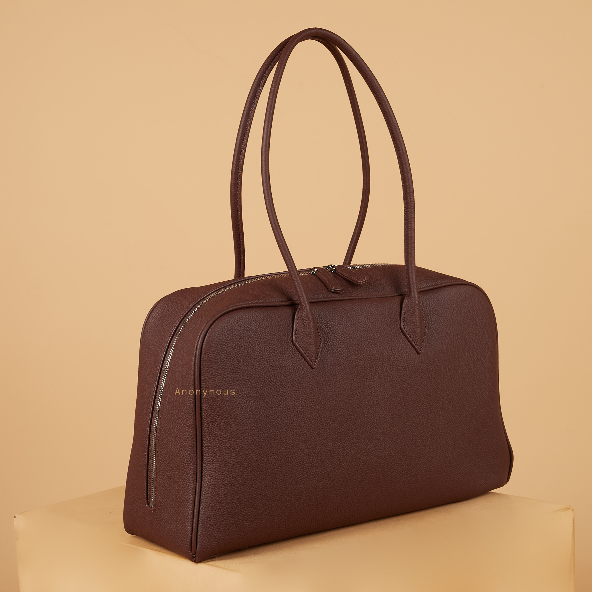 Anonymous Vivien Tote bag Grained Leather No Brand (Tas Kulit)
