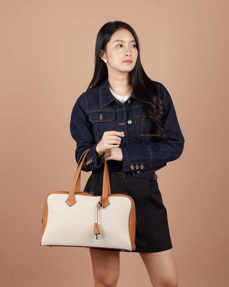 Anonymous Victoryne 35 Ecru Togo Leather No Brand (Tas Kulit)