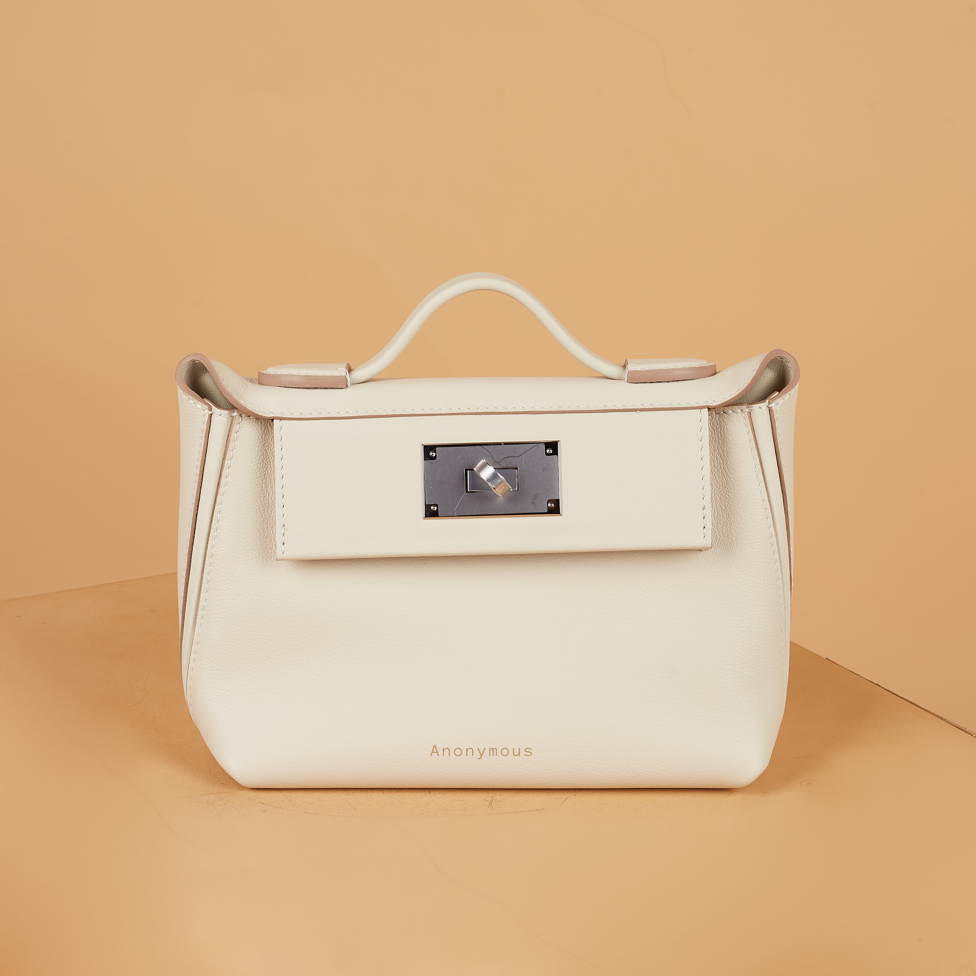Anonymous Ezzy Bag 2420 Swift Leather No Brand