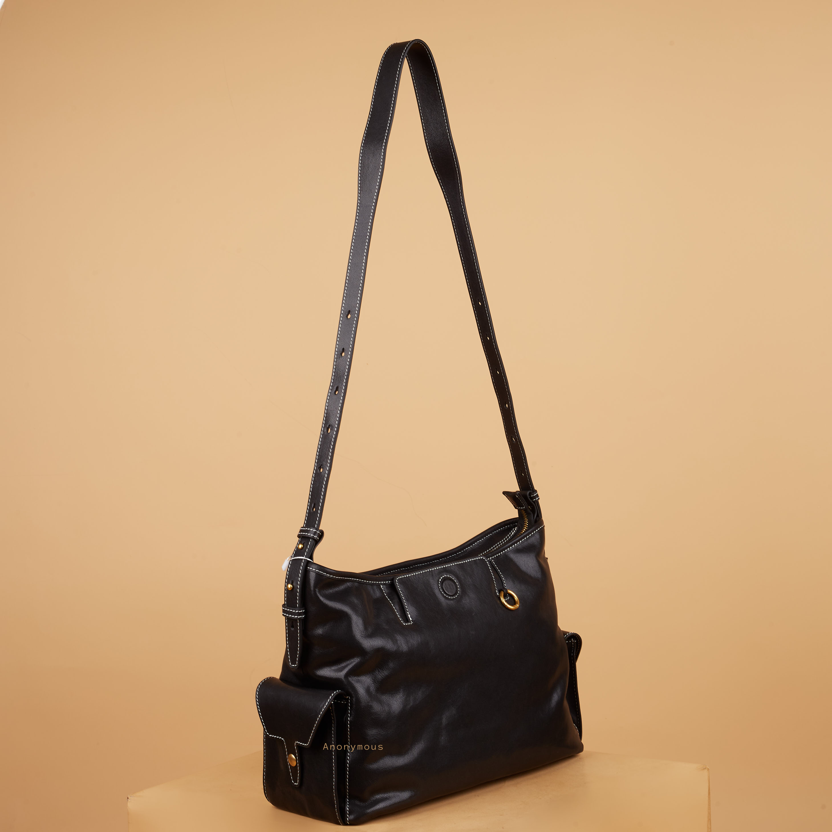 Anonymous Miorie SlingBag No Brand (Tas Kulit)