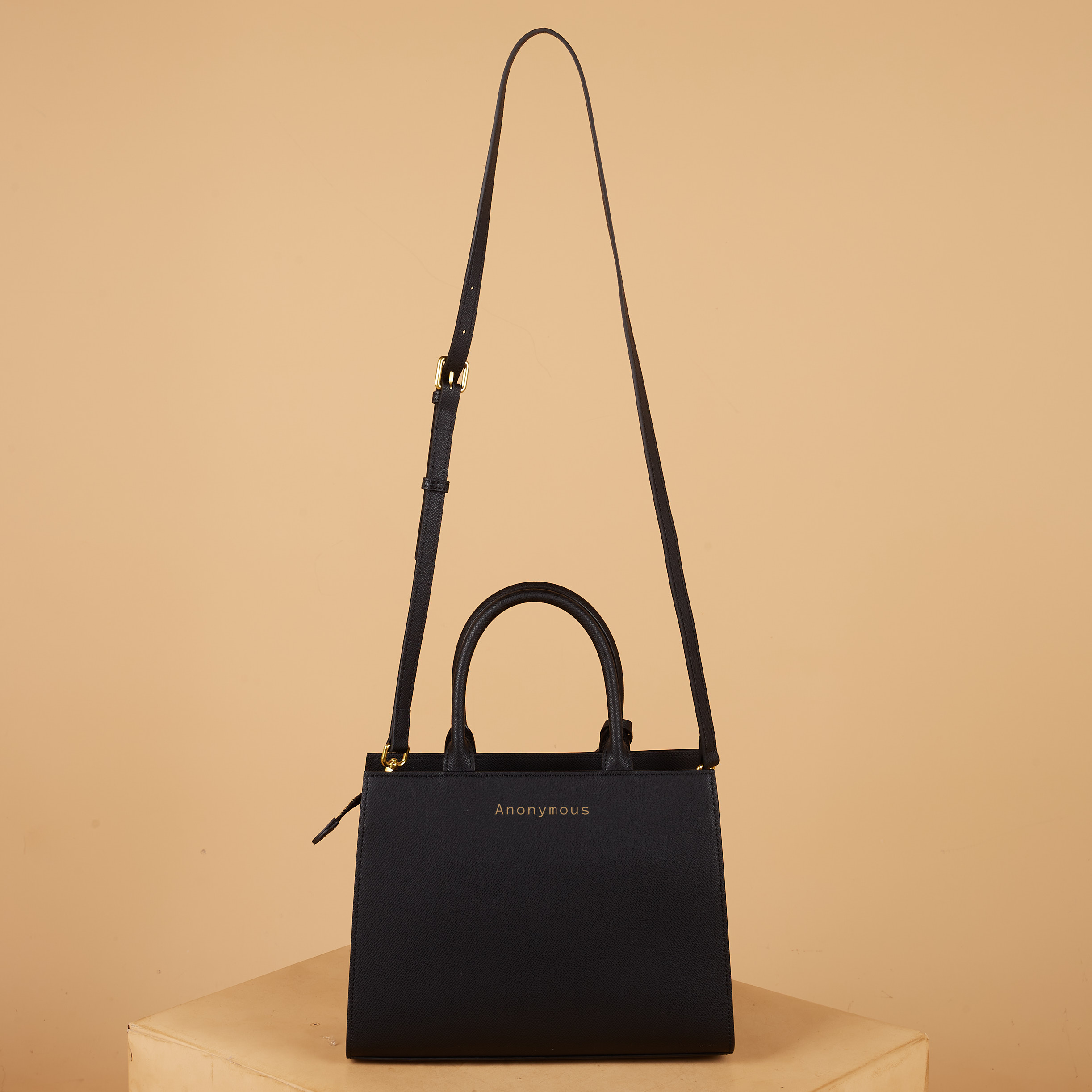 Anonymous Gwen Top handle Bag Leather