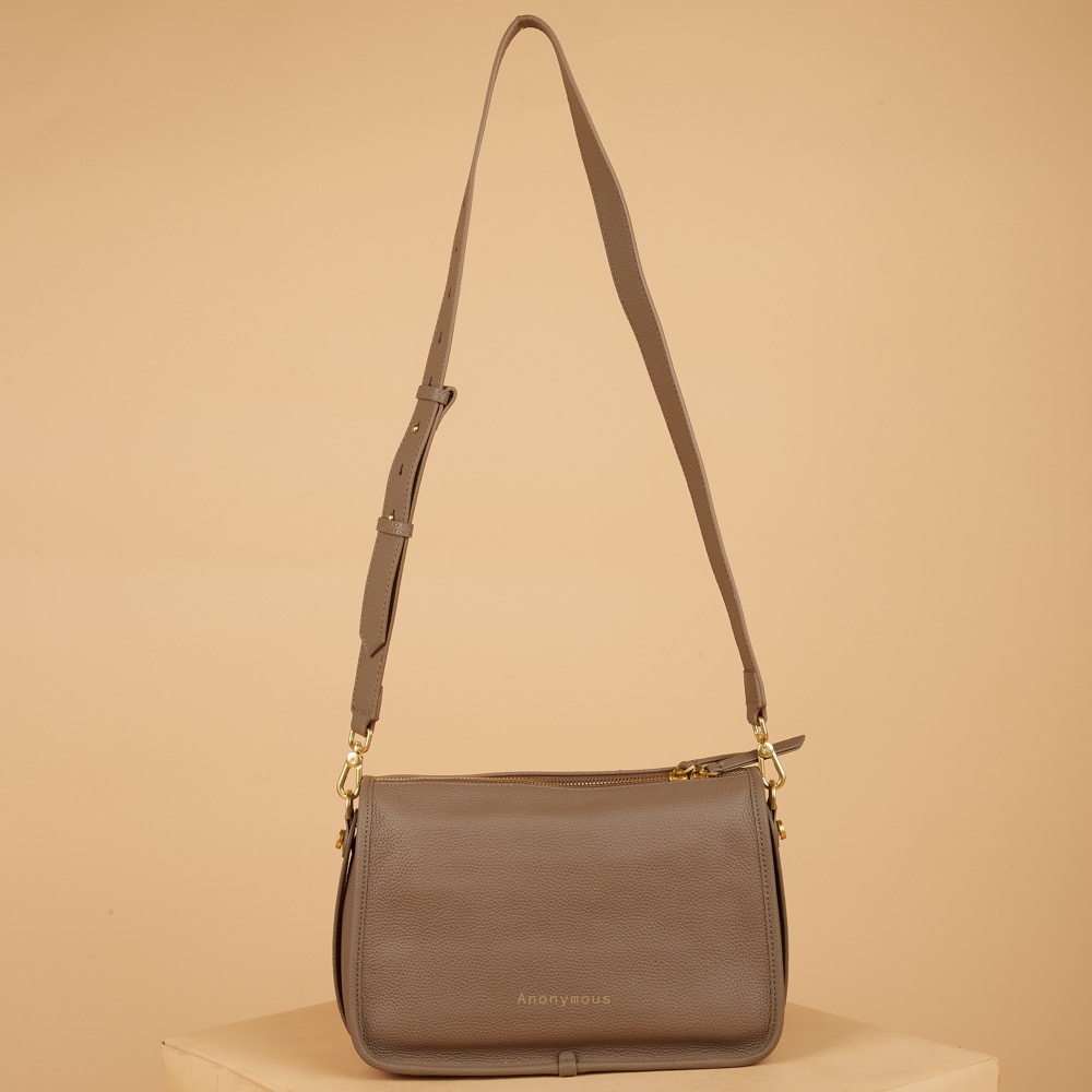 Anonymouse Vicky Messenger Bag Grained Leather No Brand (Tas Kulit)