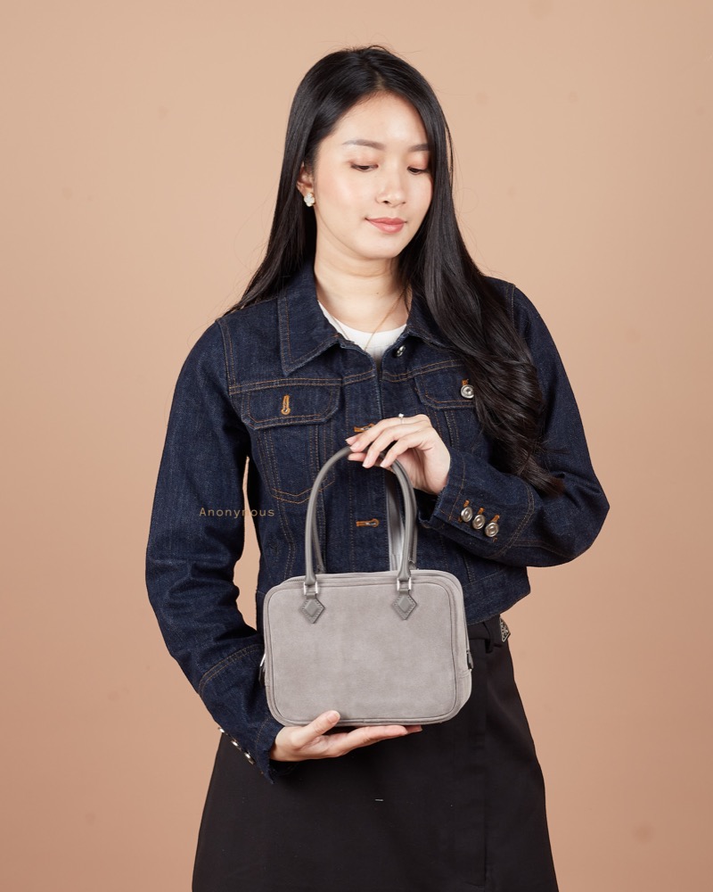 Anonymous Amizza Plum 20 Suede Leather No Brand (Tas Kulit)