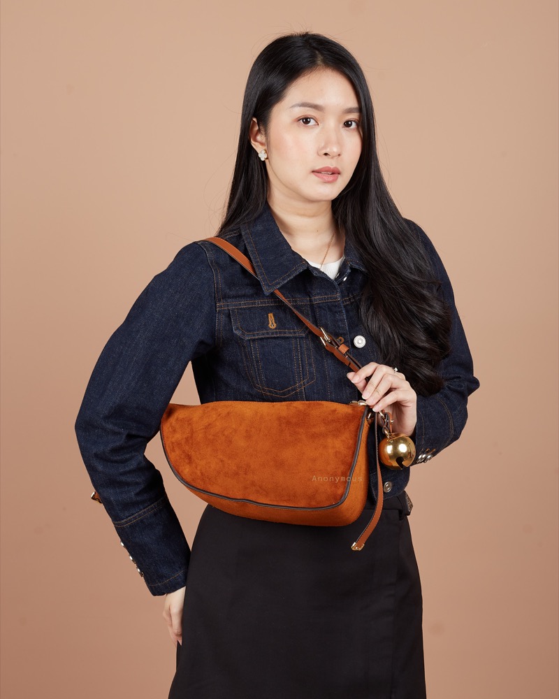 Anonymous Hestia Shoulder Bag Suede No Brand (Tas Kulit)