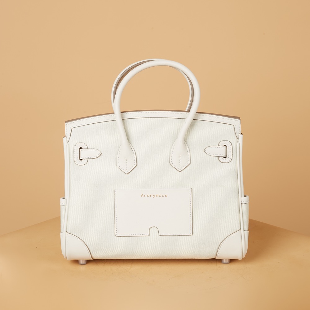 Anonymouse Bebe 25 Geoland Canvas No Brand