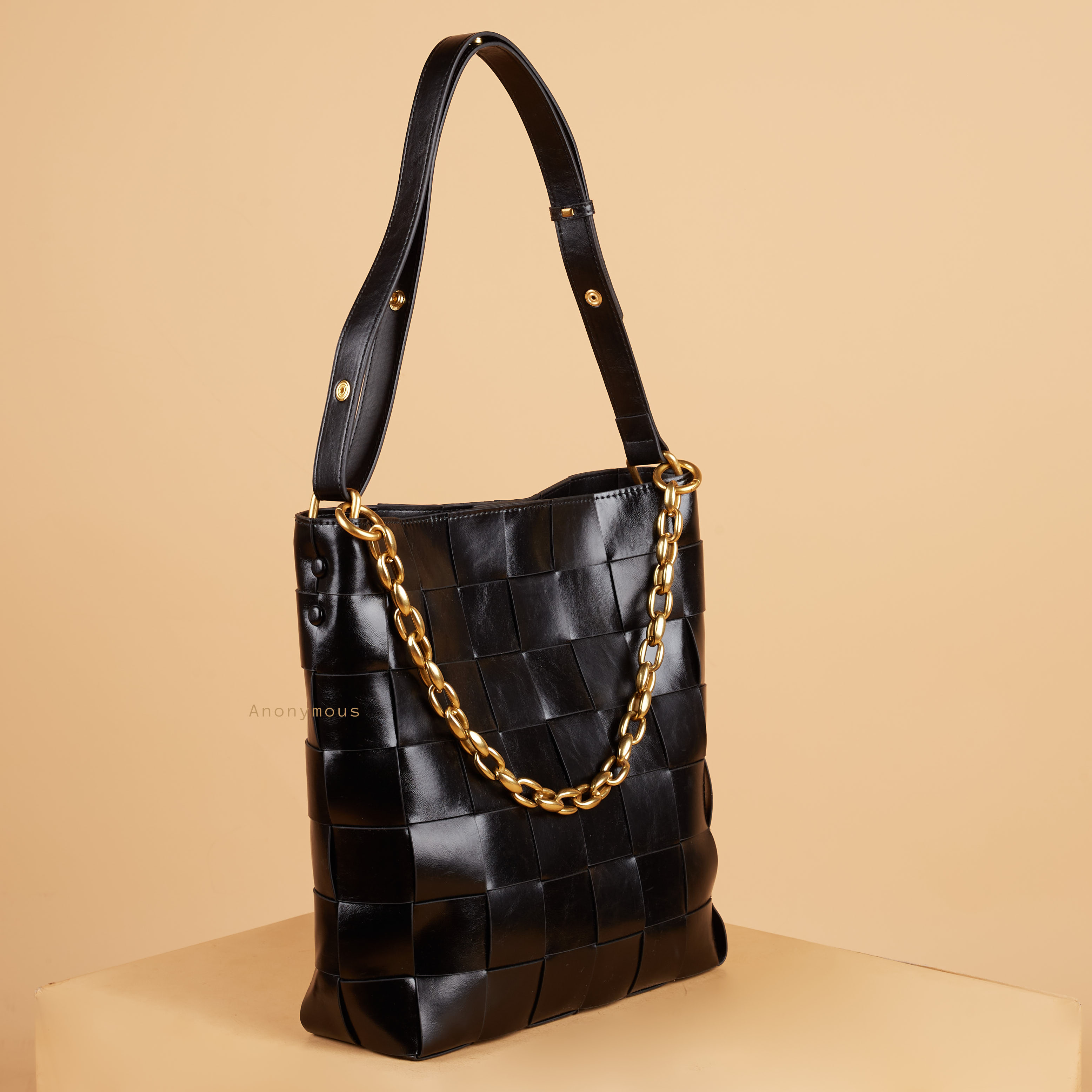 Anonymous Rossette V.2 Bag Leather No Brand (Tas Kulit)