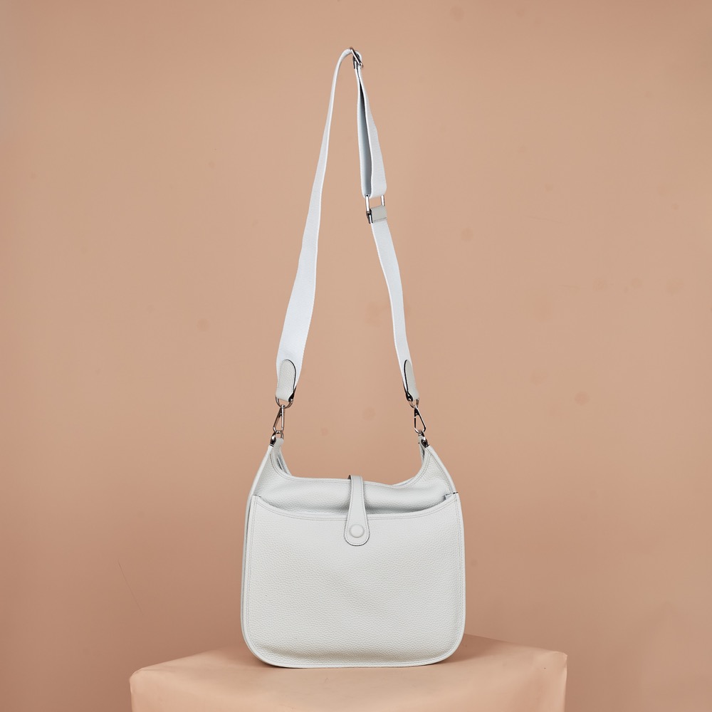 Anonymous Madeline E29 Togo Leather No Brand (Tas Kulit)