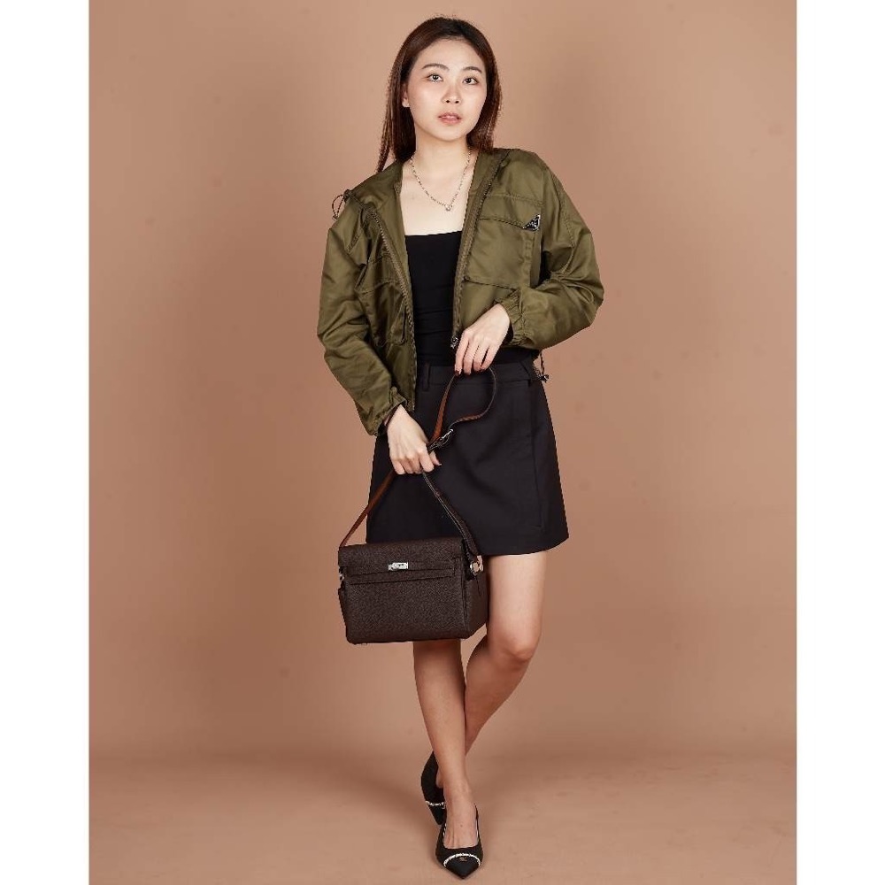 Anonymous Kayla Messenger Bag Togo No Brand (Tas Kulit)