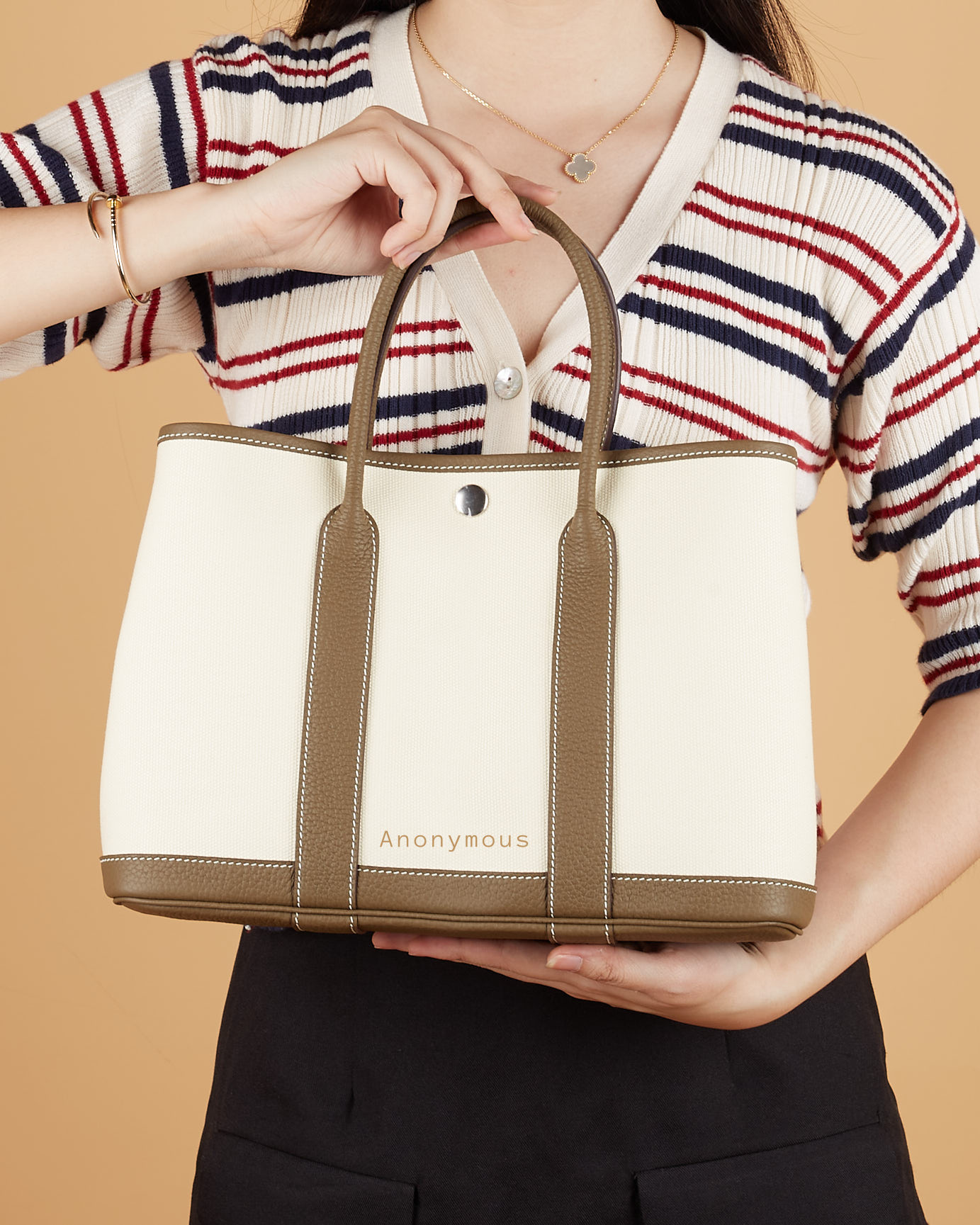 Anonymous Carnival Tote Bag 30 Ecru PHW No Brand (Tas Kulit)