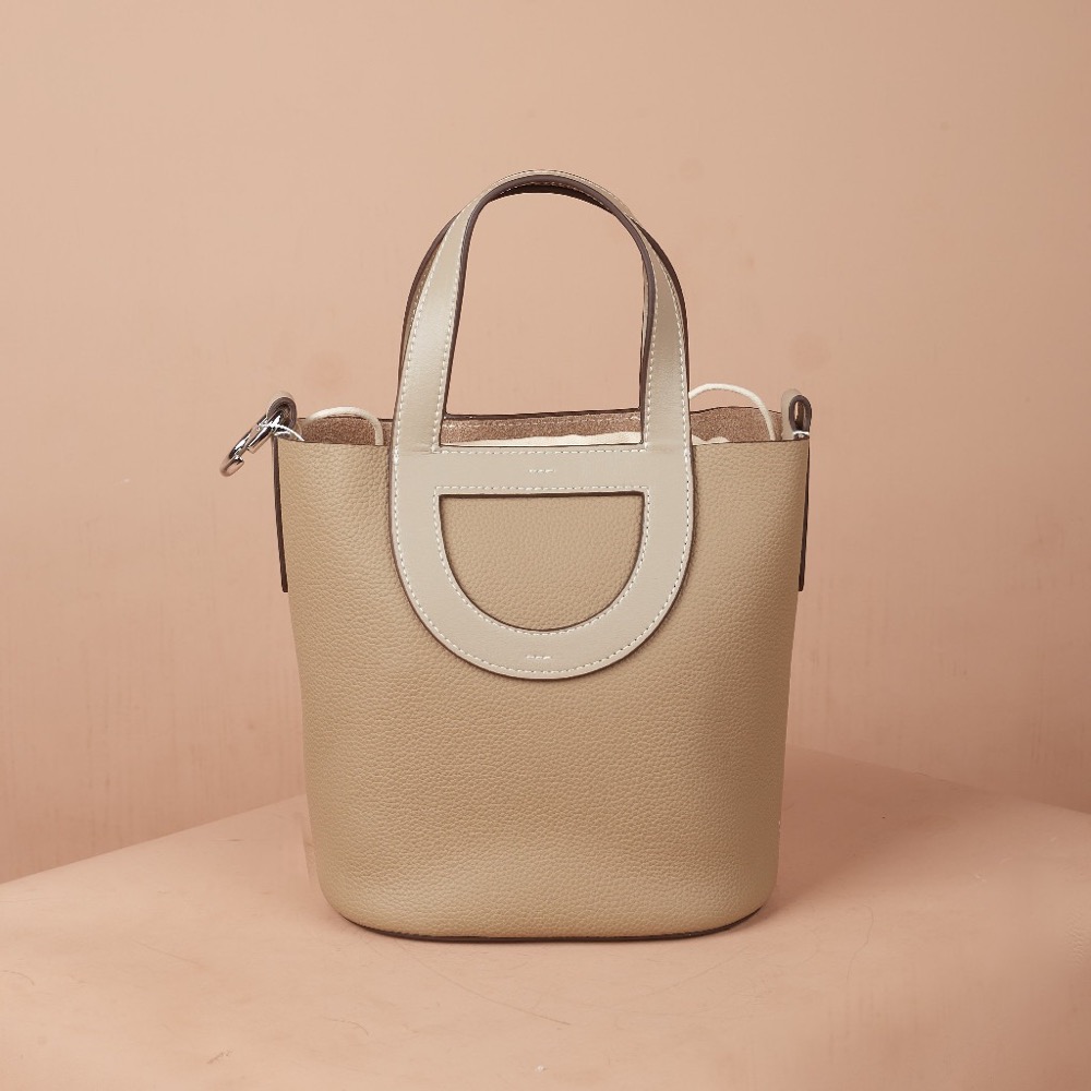 Anonymous Poppy Loop 18 Grained Leather No Brand (Tas Kulit)