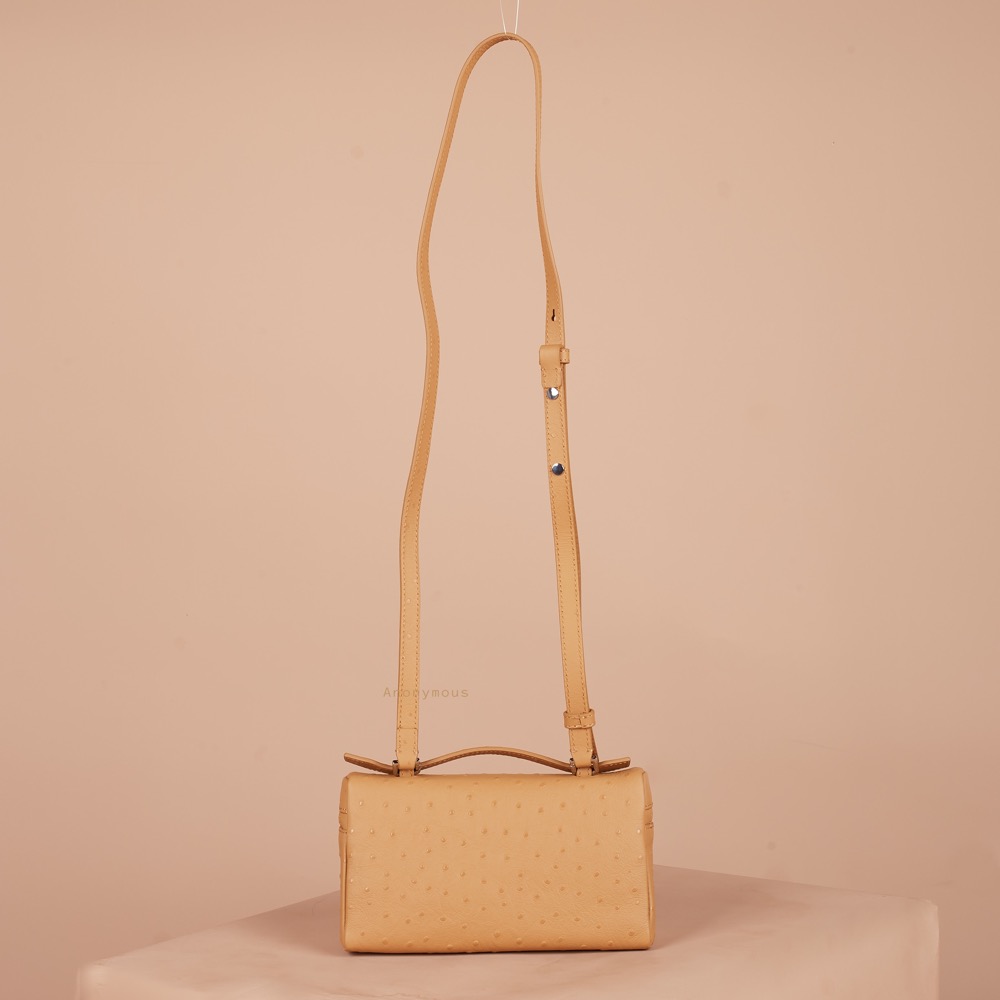 Anonymous Lola Bag L19 Ostrich No Brand (Tas Kulit)