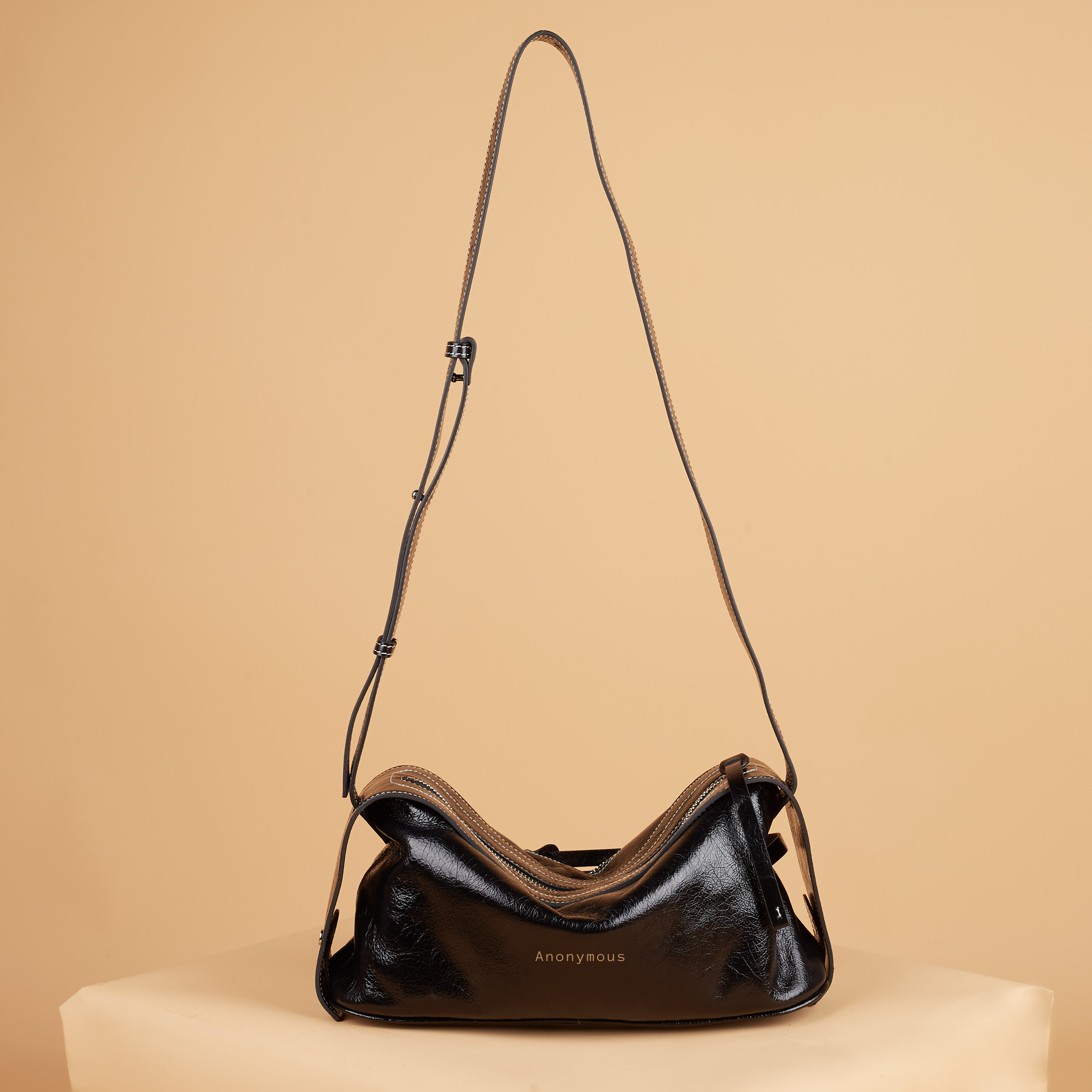 Anonymous ZAC East West Shoulder Bag Calfskin (Tas Kulit)