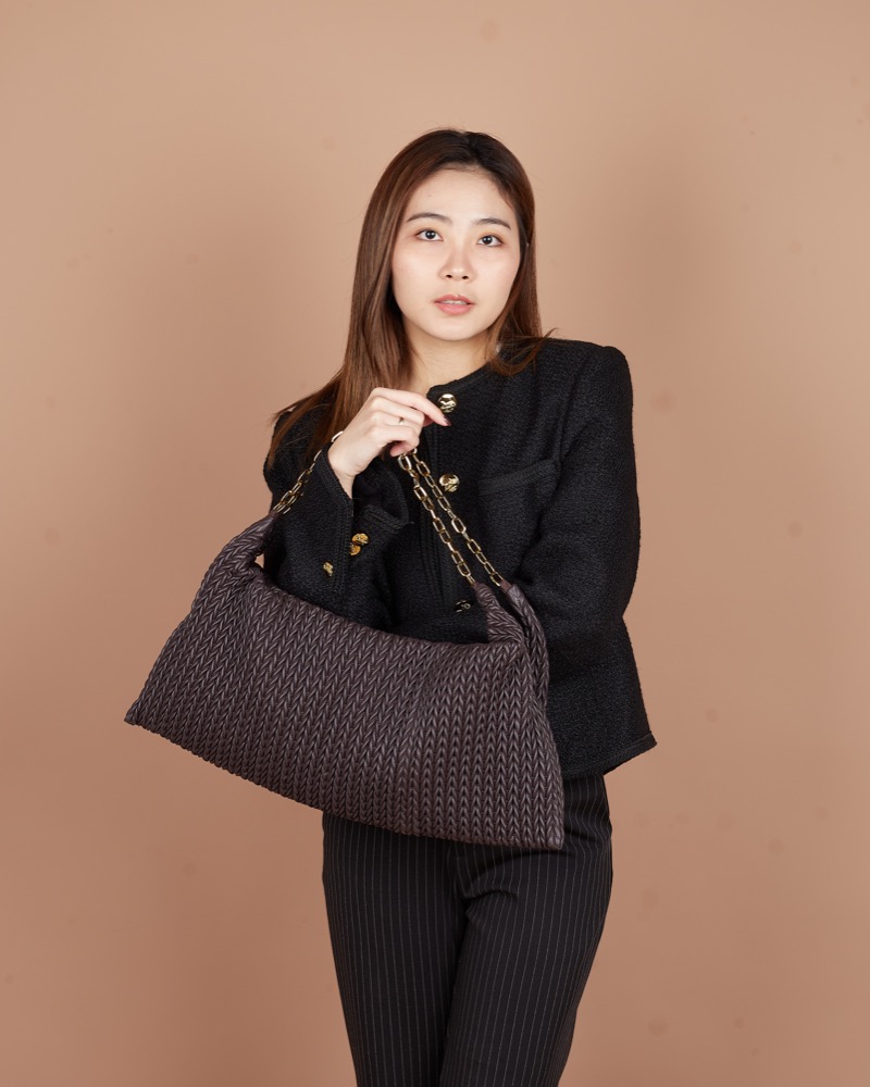Avanthe Tote Bag 40 Medium w/ Chain Strap