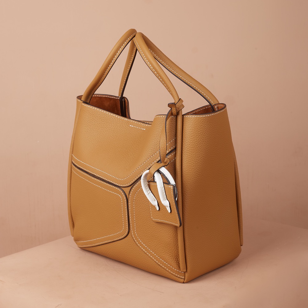 Anonymous Ridley Bucket Bag Grained Leather No Brand (Tas Kulit)