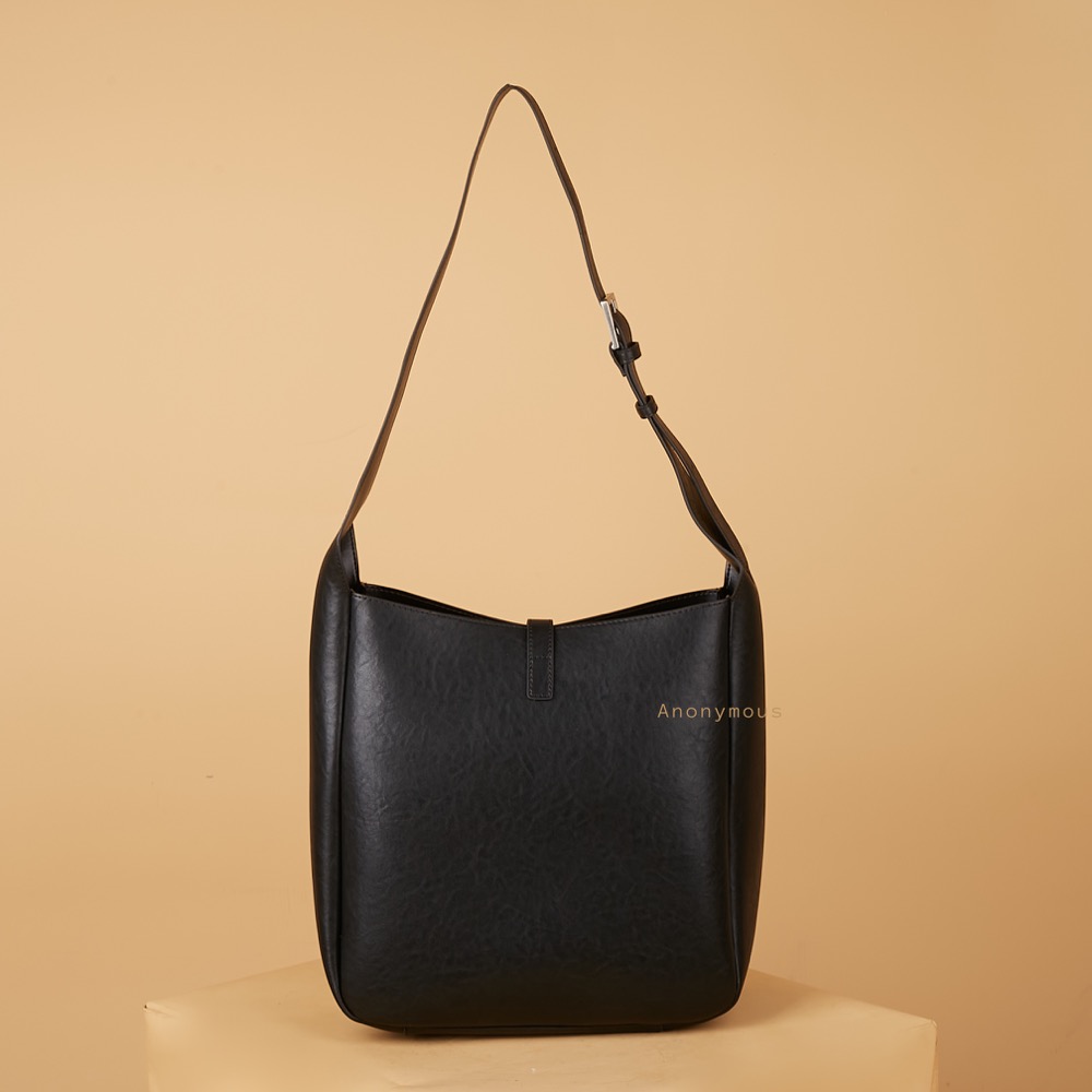 Anonymous Lucita Shoulder Bag Swift Leather No Brand (Tas Kulit)