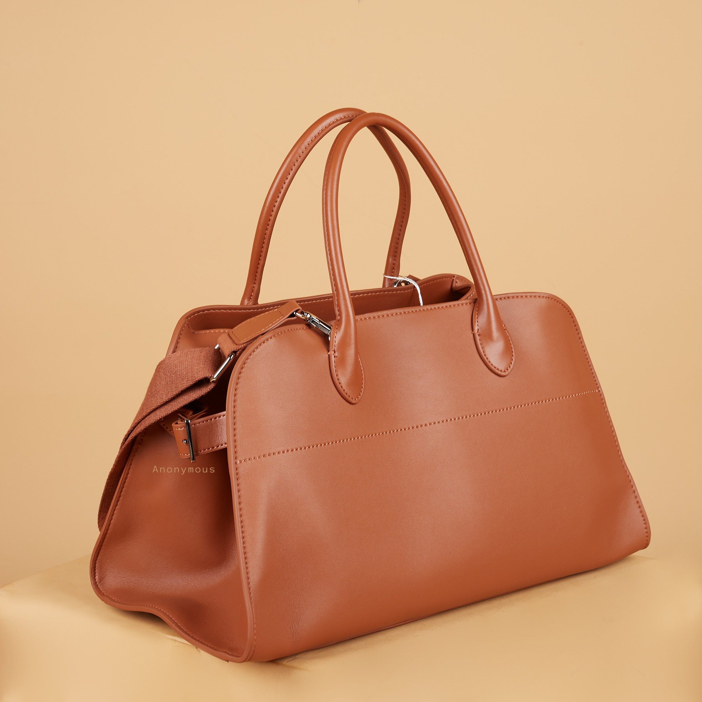 Anonymous Monthy 39 east west Leather No Brand (Tas Kulit)
