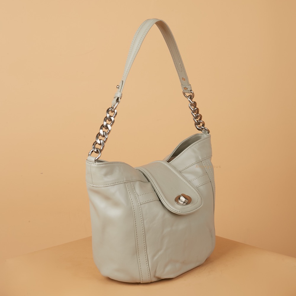 Anonymous Vone Shoulder Bag Leather No Brand (Tas Kulit)