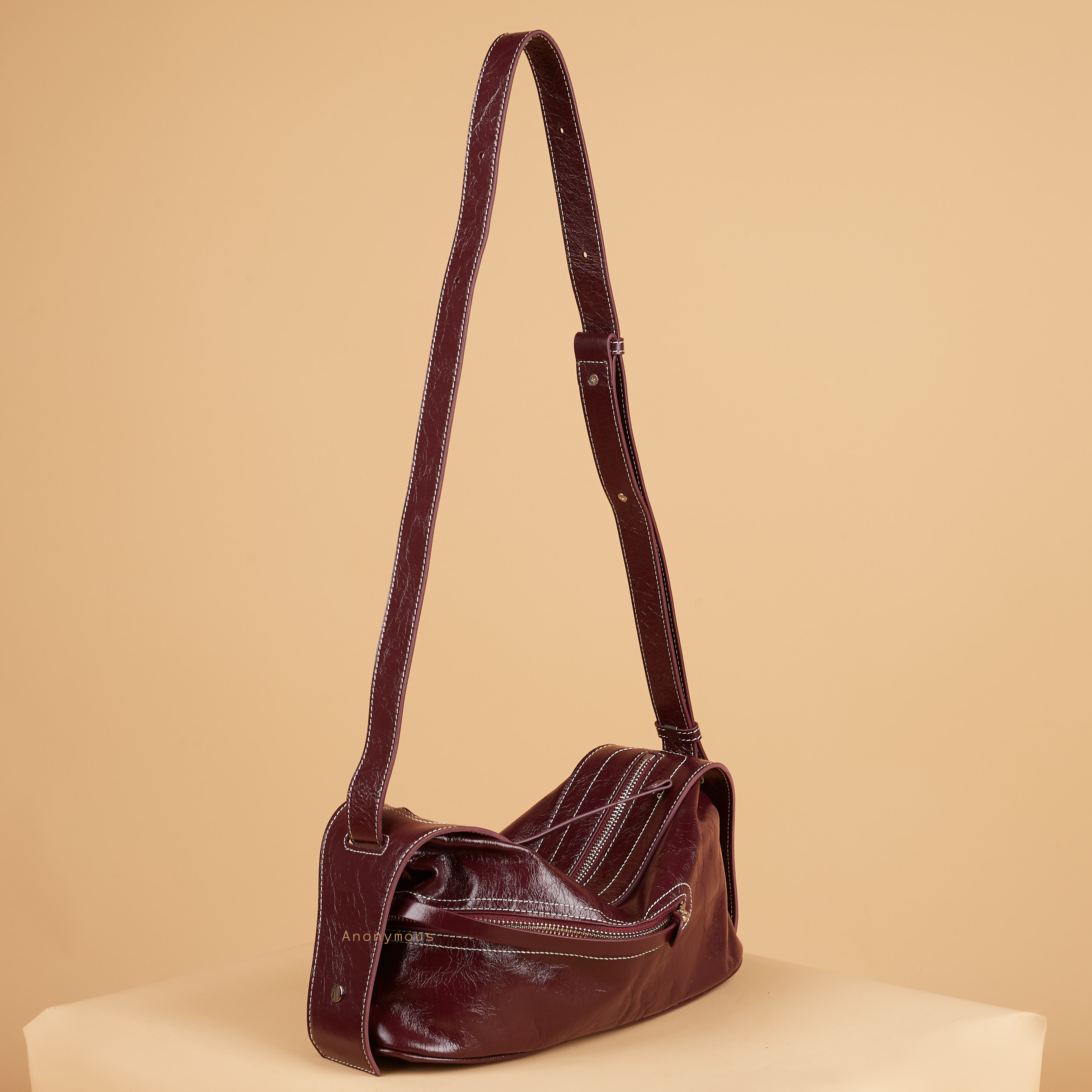 Anonymous ZAC East West Shoulder Bag Calfskin (Tas Kulit)