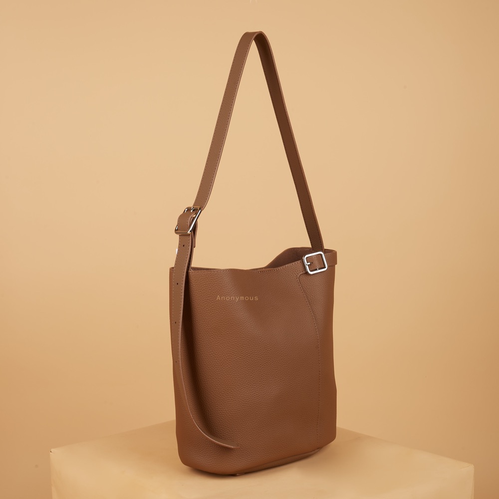 Anonymous Wayne Shoulder Bag Grained Leather No Brand (Tas Kulit)