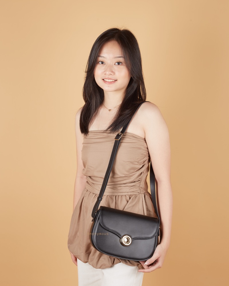 Anonymous Ghiera Bag Box Leather GHW No Brand (Tas Kulit)