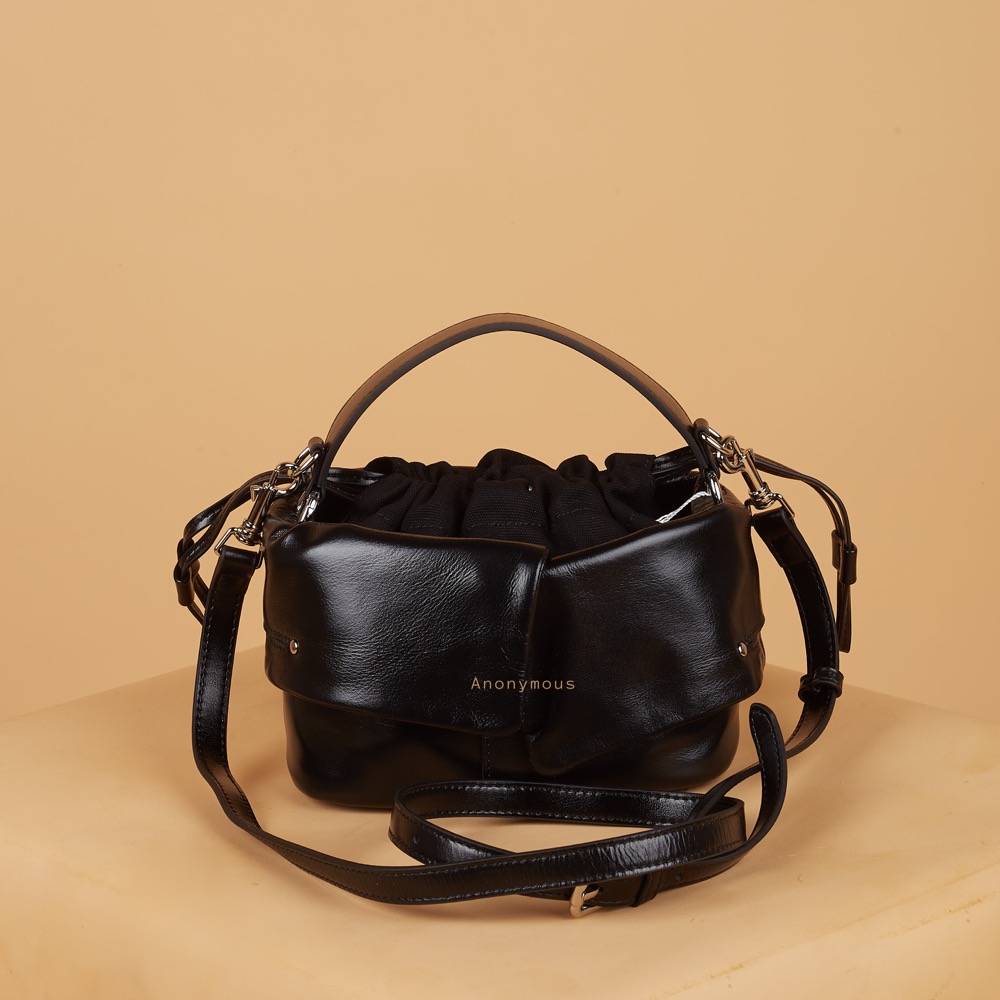 Anonymous Tata Dumpling Bag Leather Denim No Brand (Tas Kulit)