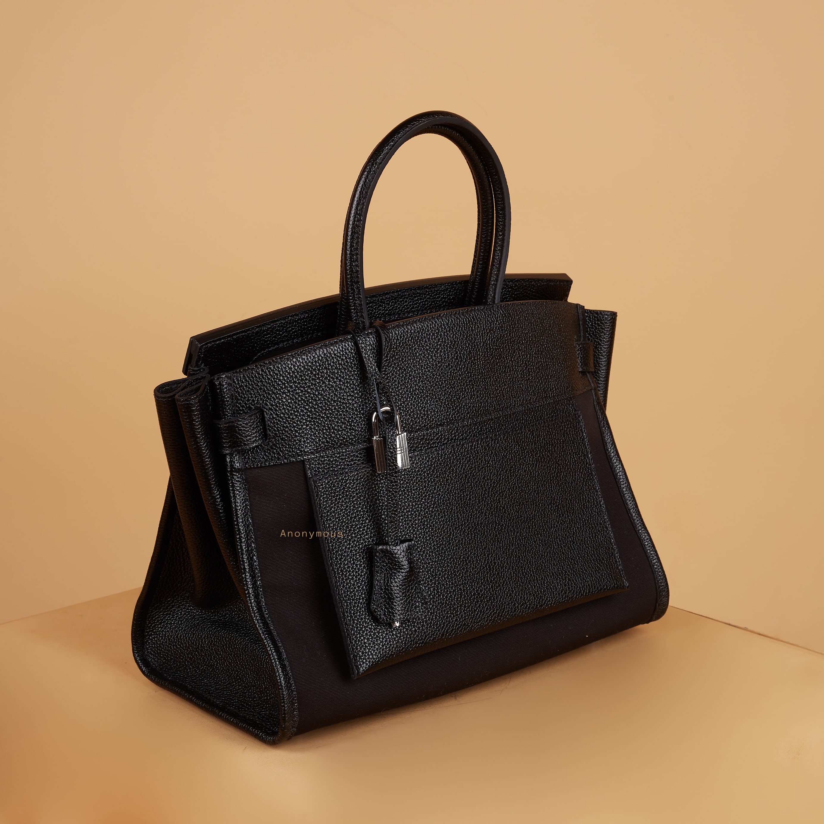 Anonymous Bebe 30 inside Out No Brand (Tas Kulit)