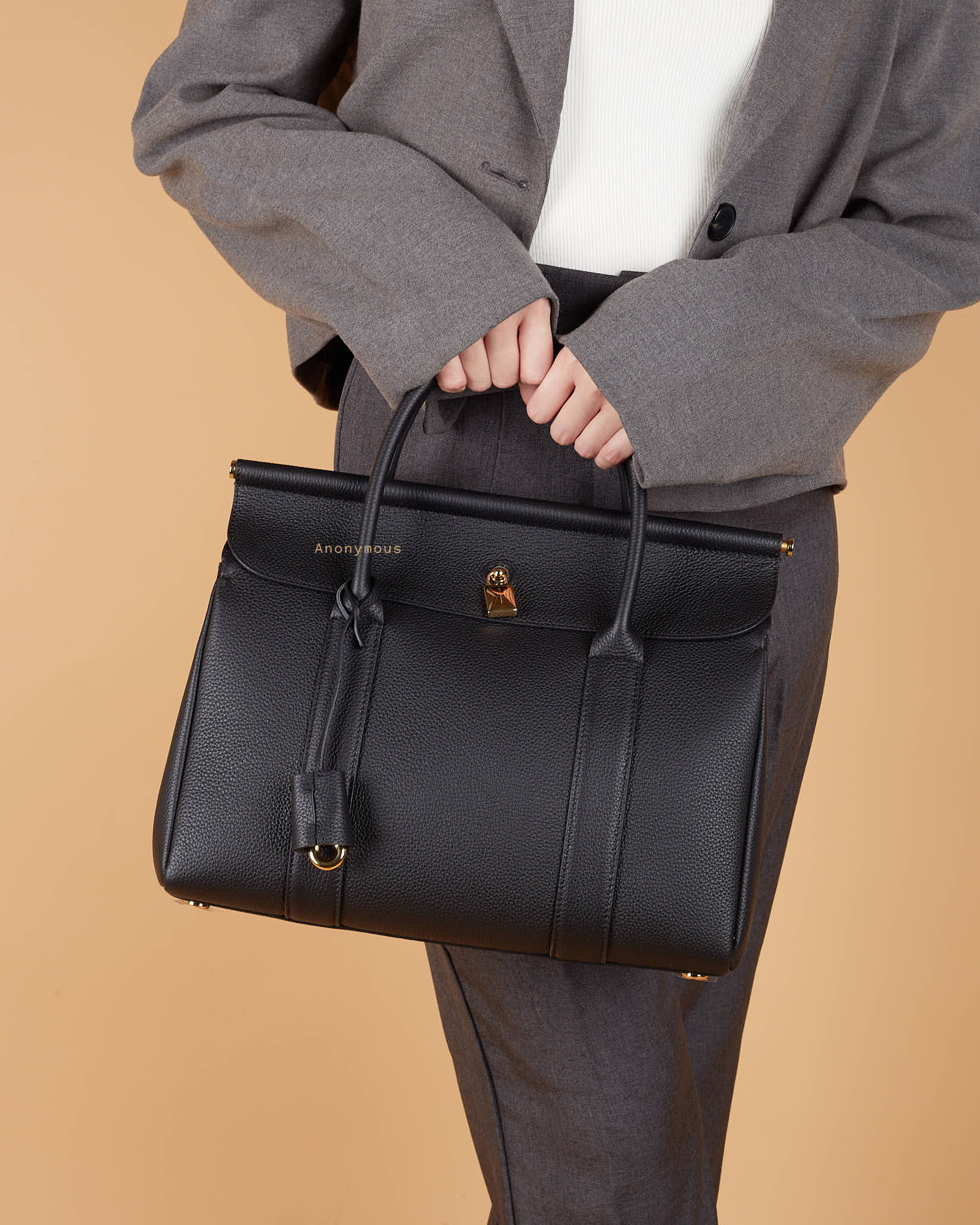 Anonymous Loomy 32 Grained Leather No Brand (Tas Kulit)