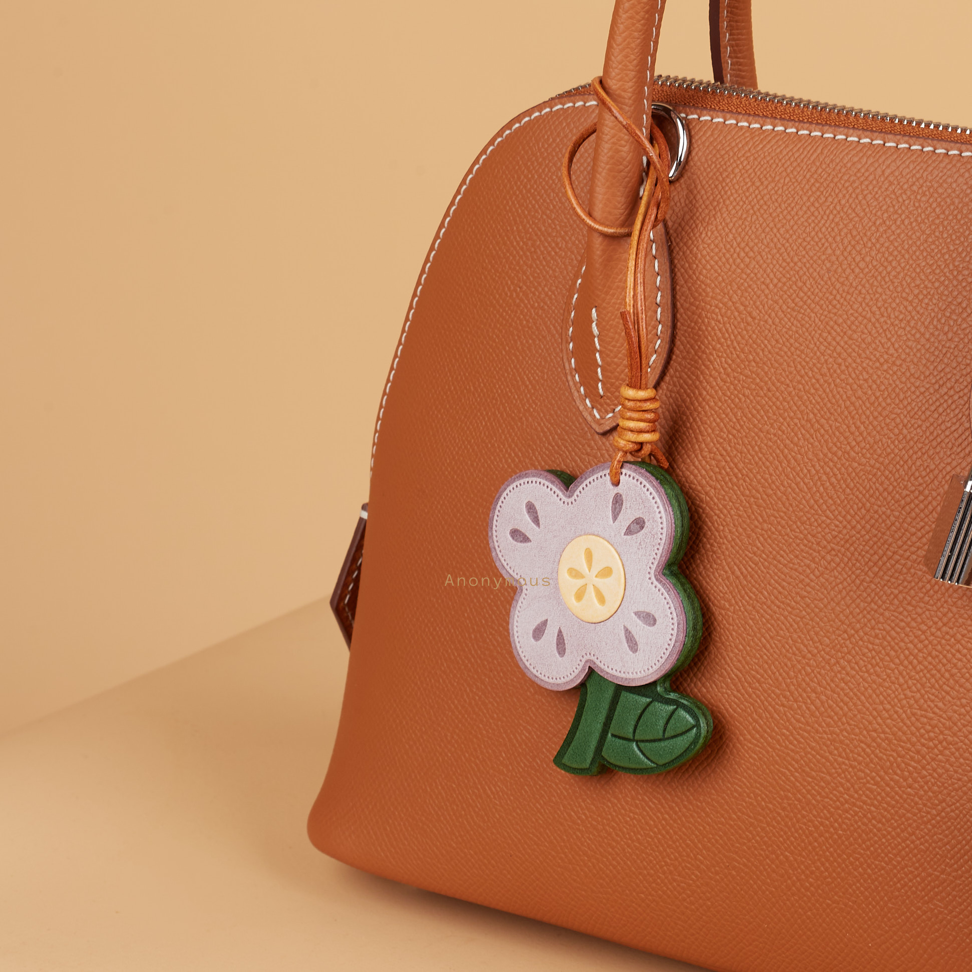 Anonymous Pastel Flower Charm & Pistol Charm (Gantungan Tas)