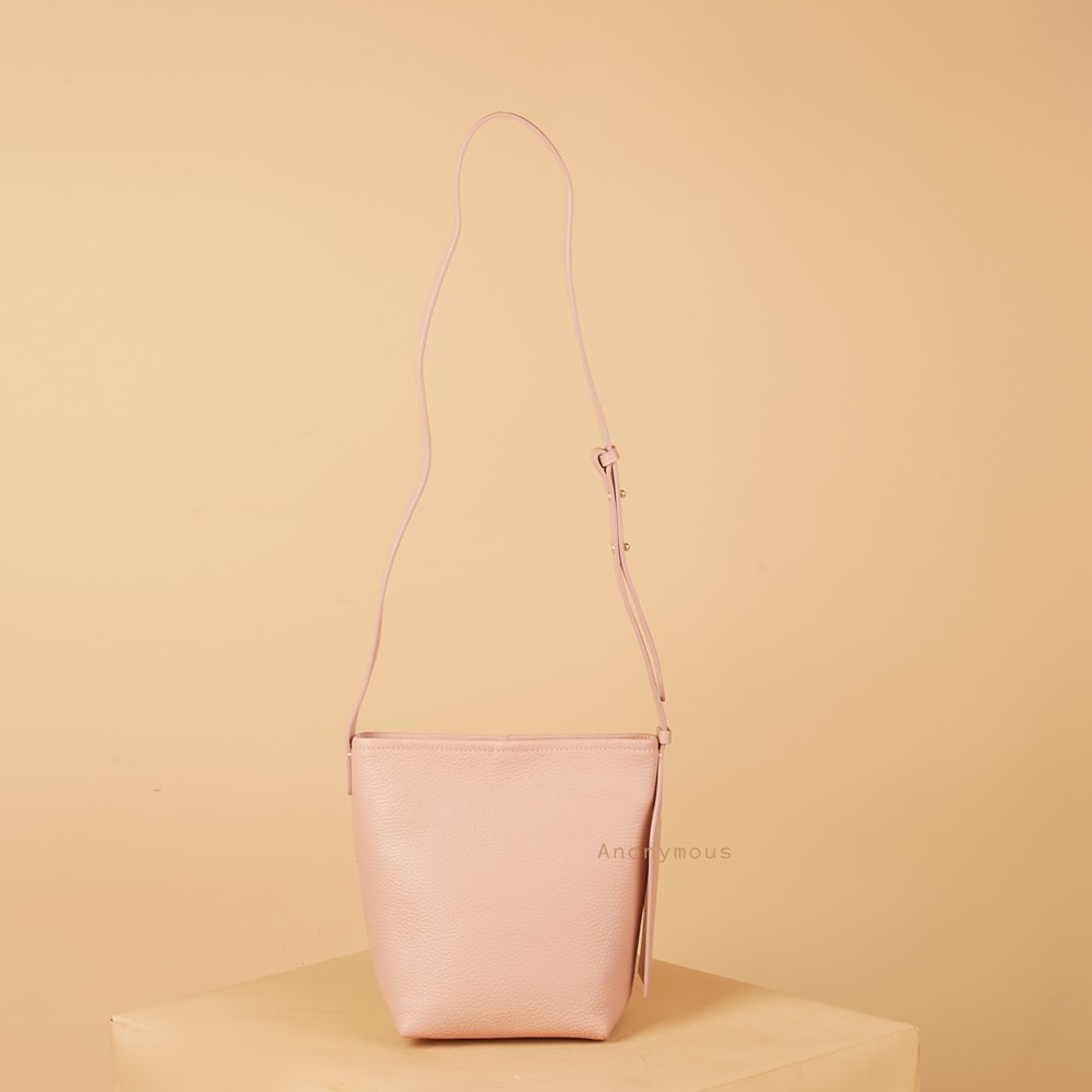 Anonymous Jens Bucket Bag Grained Leather No Brand (Tas Kulit)