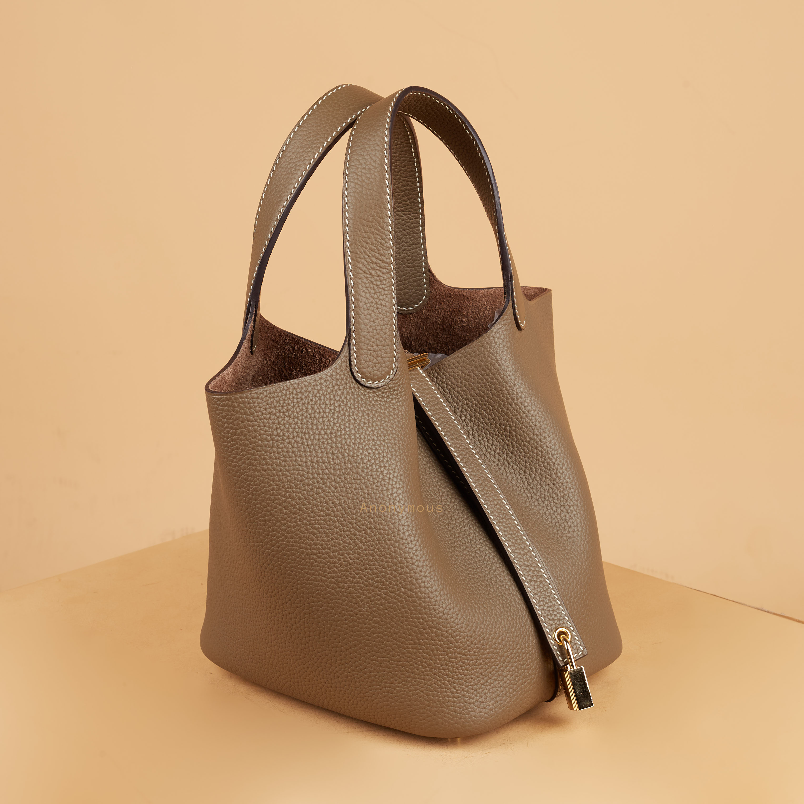 Anonymous Poppy Bag 18 Togo Leather No Brand (Tas Kulit)