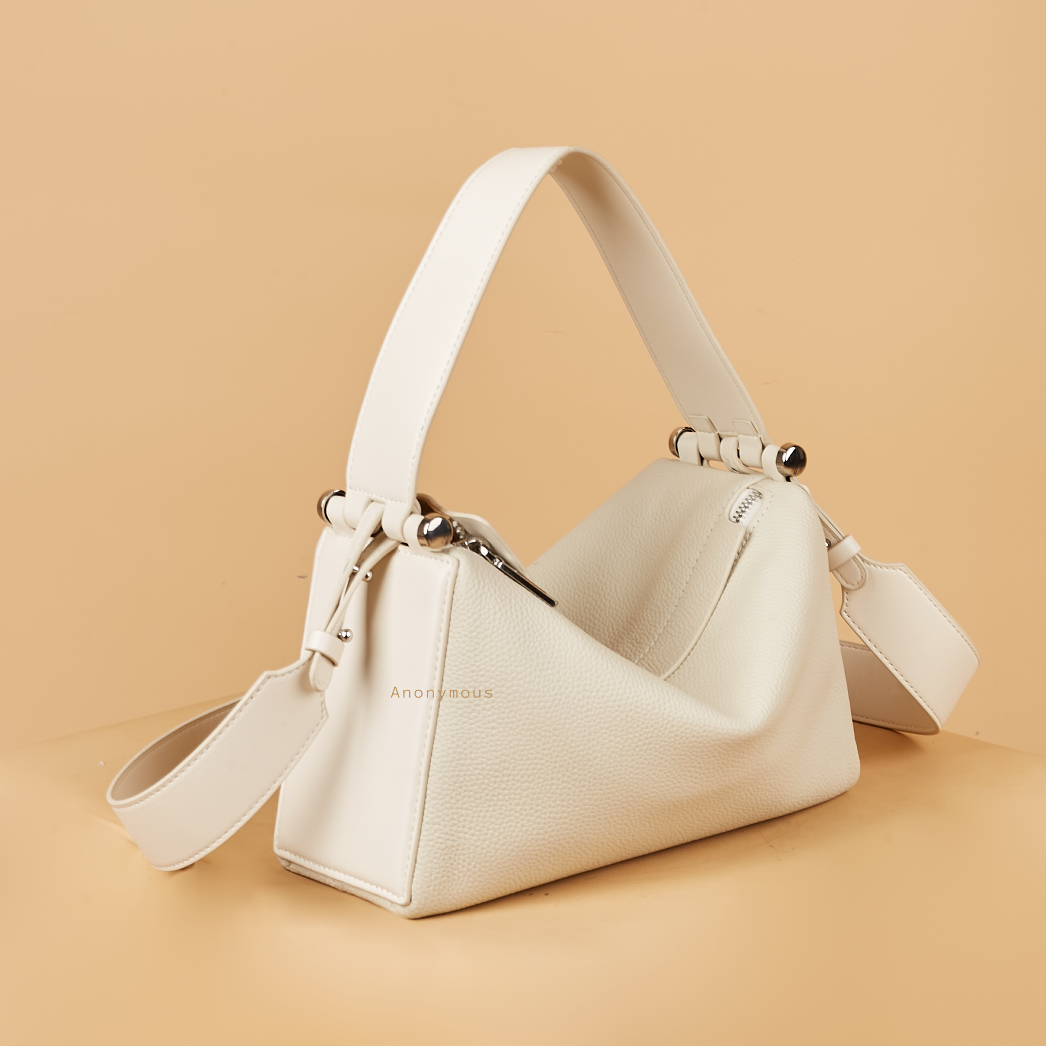 Anonymous Pixie Shoulder Bag Grained Leather No Brand
