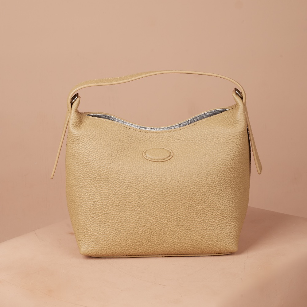 Anonymous Eloise Hobo Bag Grained Leather No Brand (Tas Kulit)