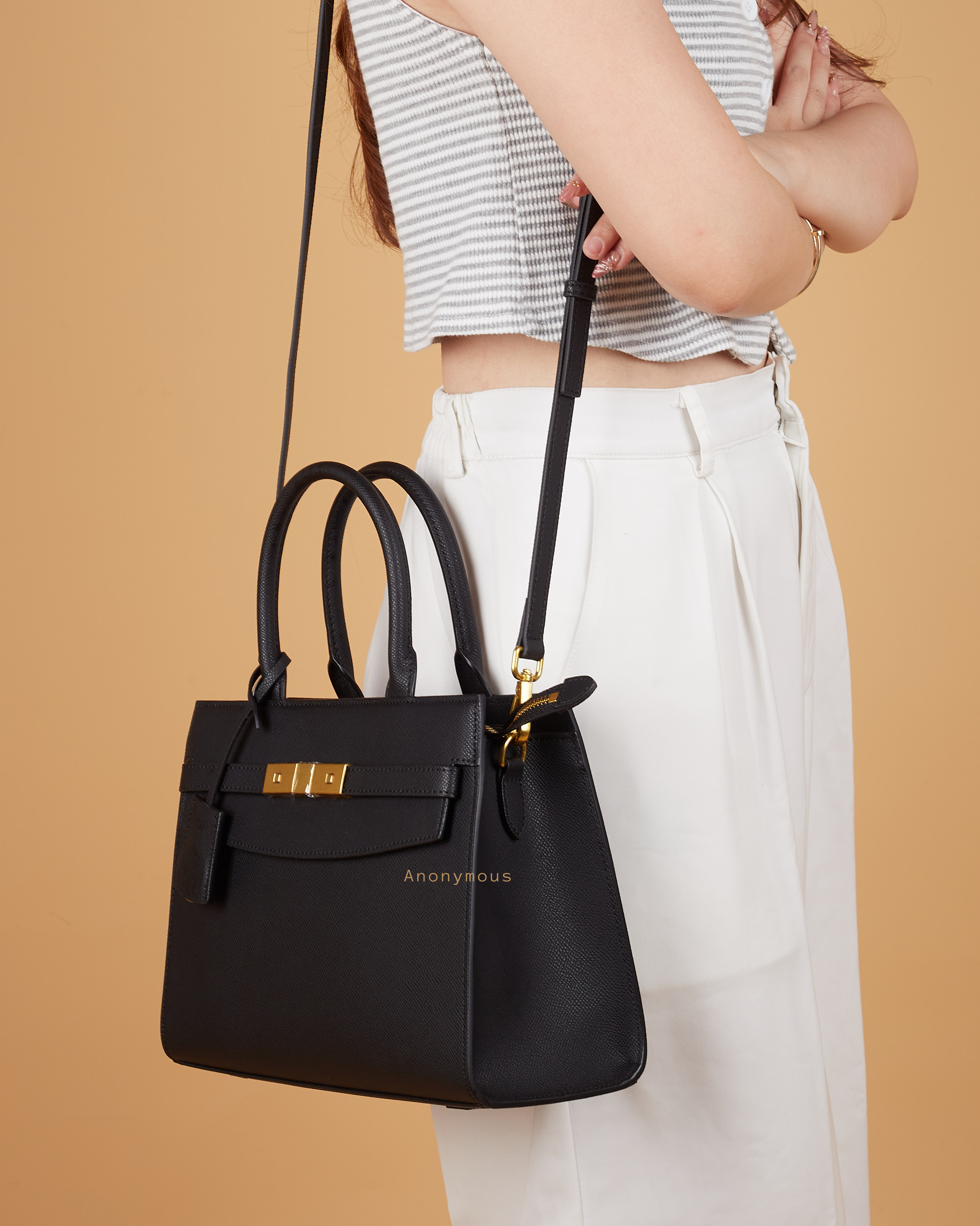 Anonymous Gwen Top handle Bag Leather