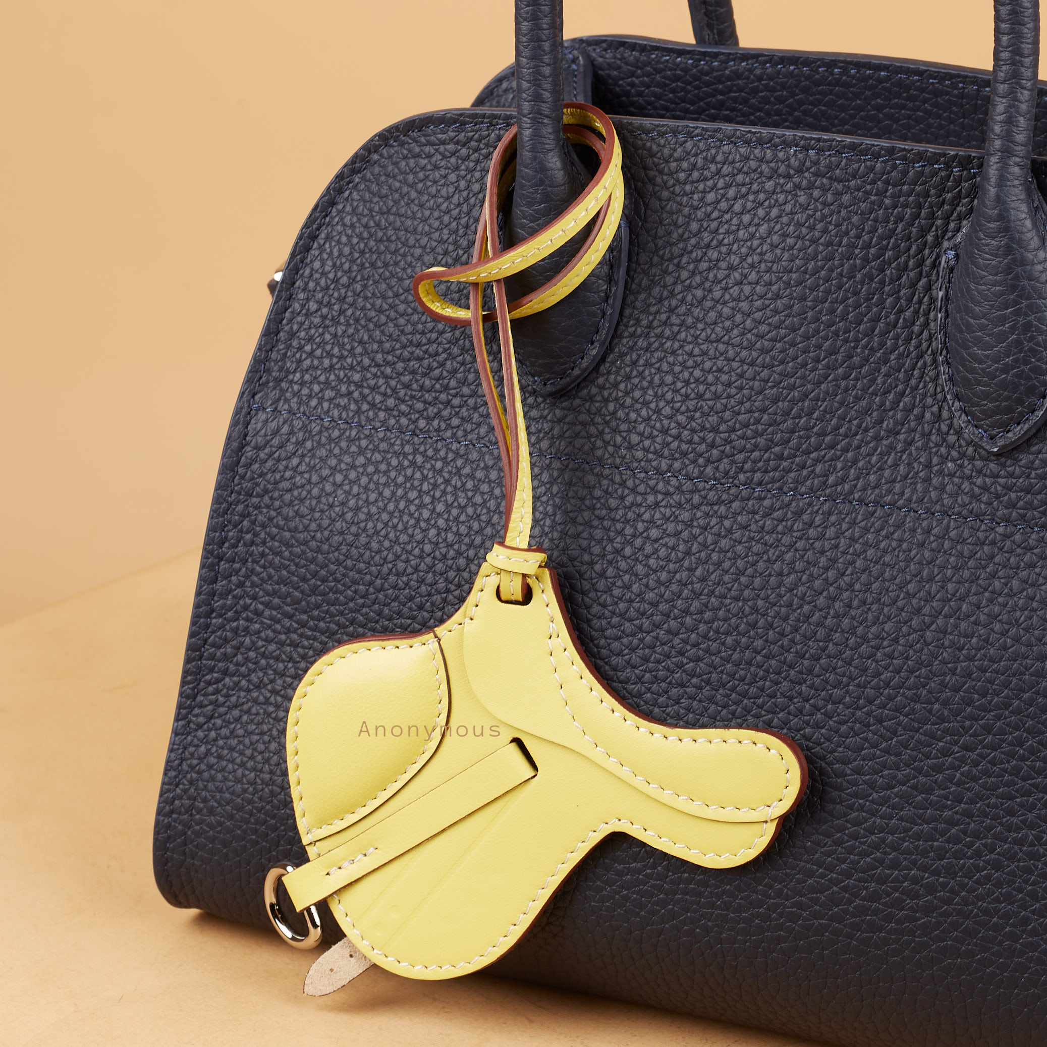 Anonymous Paddlock Selle Horse Saddle Charm (Gantungan Tas)